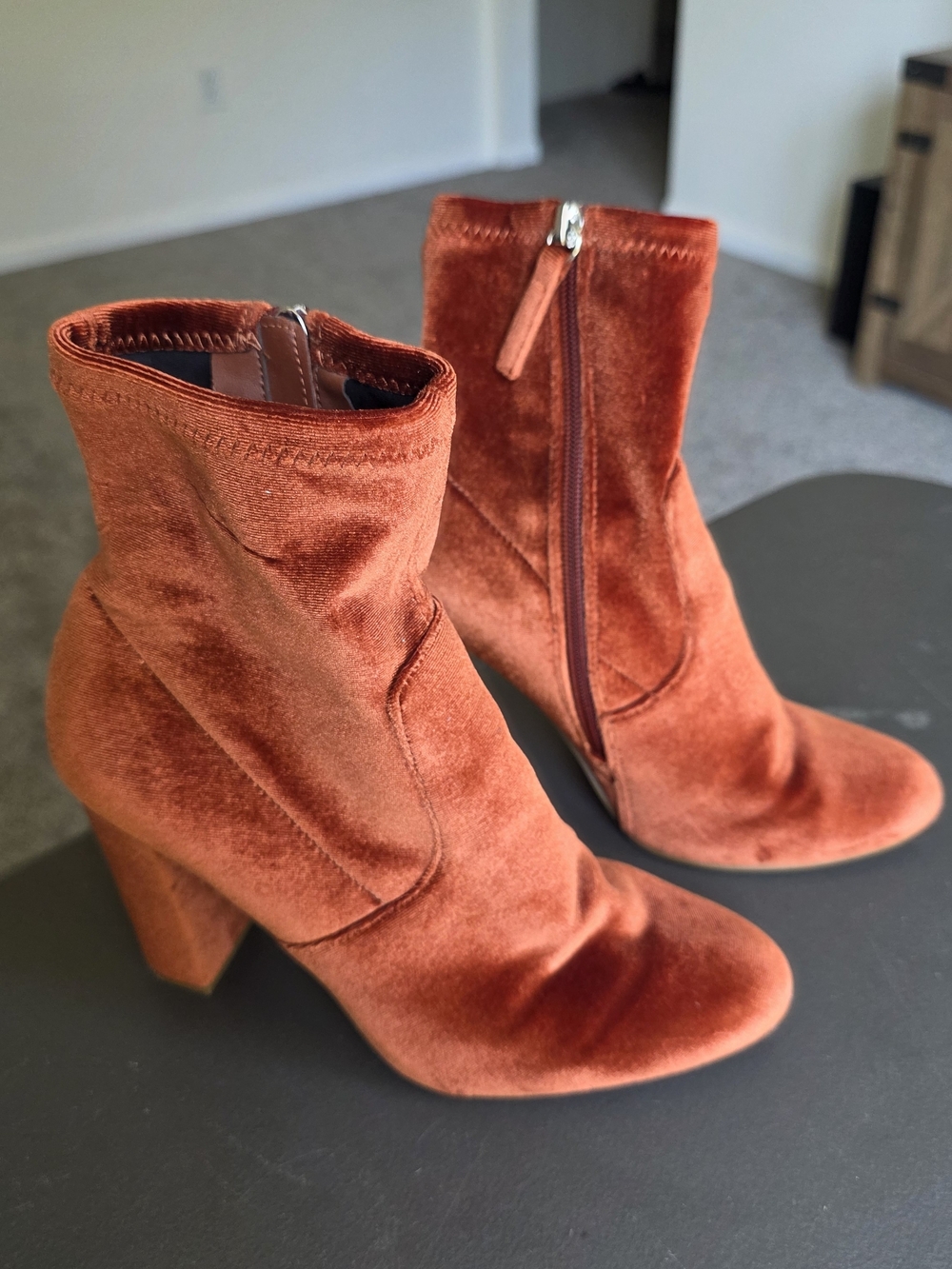 Women's Velvet Ankle Boots - Rust